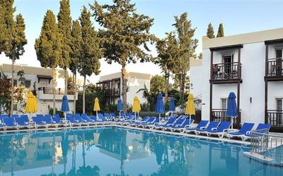 Bitez Garden Life Hotel & Suites · 3