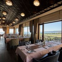 Boulevard Side Hotel