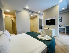 Grand Deluxe Room City View