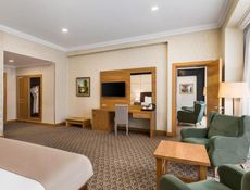 Suite Room