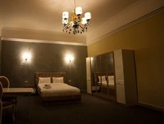 King - Queen Suite