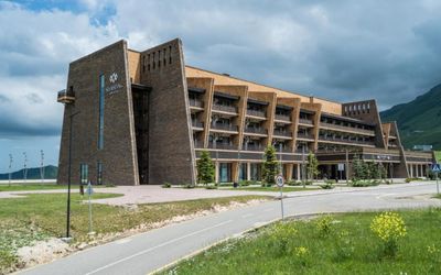 Shahdag Hotel & Spa · 5