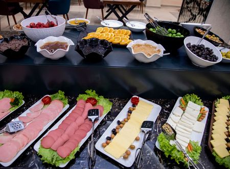 azerbaijan/essamdeluxehotel62660362.jpg
