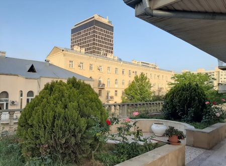 azerbaijan/hostellobaku2ba59d78.jpg