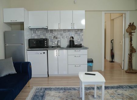 azerbaijan/izmir/karaburun/milahousec37540ac.jpg