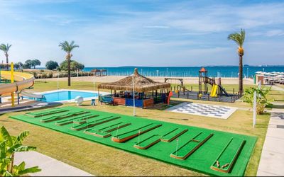 Kharma Beach Club Spa Apollonium Bay Villas · 5