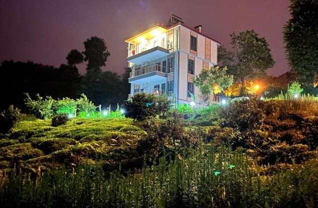 azerbaijan/rize/nogasuitapart18ebd83b.jpg