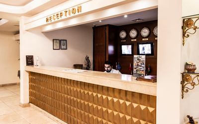 Atropat Old City Hotel · 3