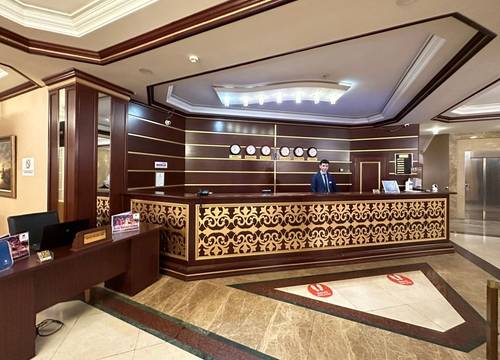 azerbaycan/baku/baku/modern-hotel_7b383ba9.jpg