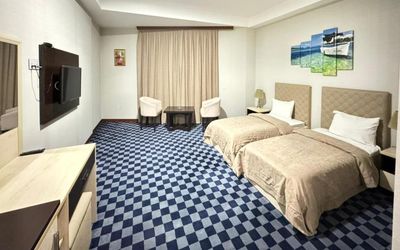 Sea Pearl Hotel · 4