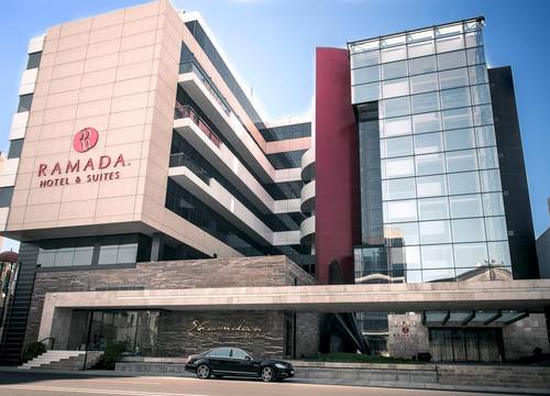 azerbaycan/baku/nerimanov/ramada-hotelsuites_98cc730d.jpg