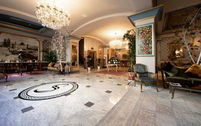 Sapphire City Hotel · 3