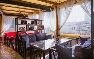 Maajid Hotel and Restaurant · 5