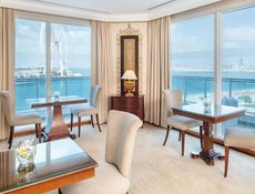 Club Oda 1 King Yatak Deniz Manzaralı