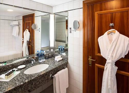 birlesik-arap-emirlikleri/dubai/al-mamsha-st/sheraton-jumeirah-beach-resort_e186695d.jpg