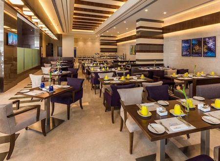 birlesik-arap-emirlikleri/dubai/tecom/golden-tulip-media-hotel_56eae0f5.jpg
