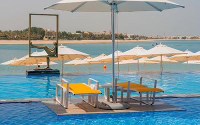 C Central Hotelresort The Palm · 3