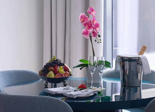 birlesik-arap-emirlikleri/dubai/the-palm-jumeirah/c-central-hotel-resort-the-palm_df7bd3dc.jpg