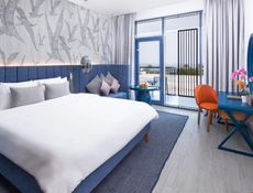 Premium Oda Balkon Deniz Manzaralı