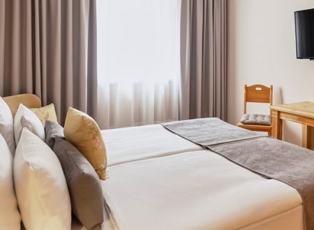 croatia/karlovac/kadoorhotel0af33c5c.jpg