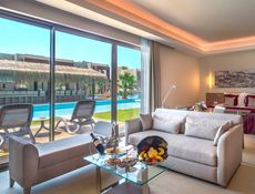 Family Lagoon Suite