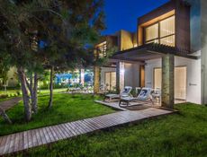 Garden Villa