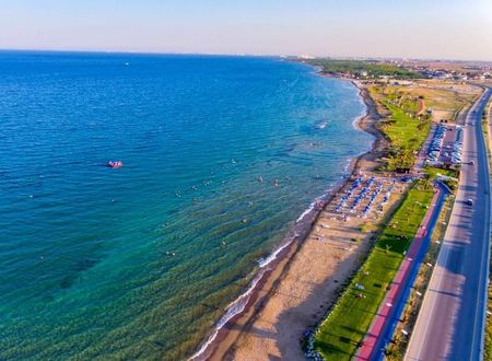 cyprus/gazimagusa/ceasarresortiskelelongbeach0ce7382f.jpg