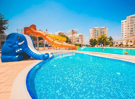 cyprus/gazimagusa/ceasarresortiskelelongbeach35bfb6ac.jpg