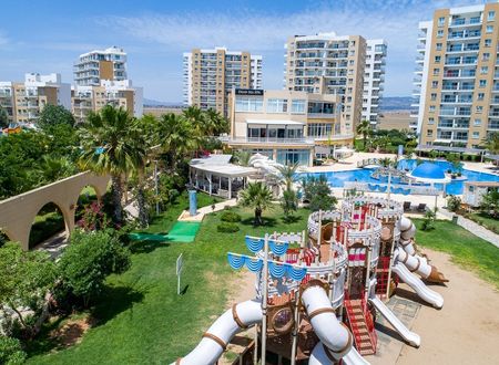 cyprus/gazimagusa/ceasarresortiskelelongbeach6ff7f244.jpg