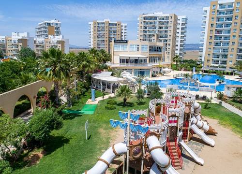 cyprus/gazimagusa/ceasarresortiskelelongbeach6ff7f244.jpg
