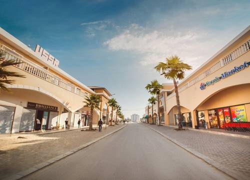 cyprus/gazimagusa/ceasarresortiskelelongbeach84302213.jpg