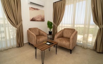 Crown Salamis Suites · 4