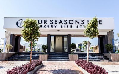 Four Seasons Life · 2