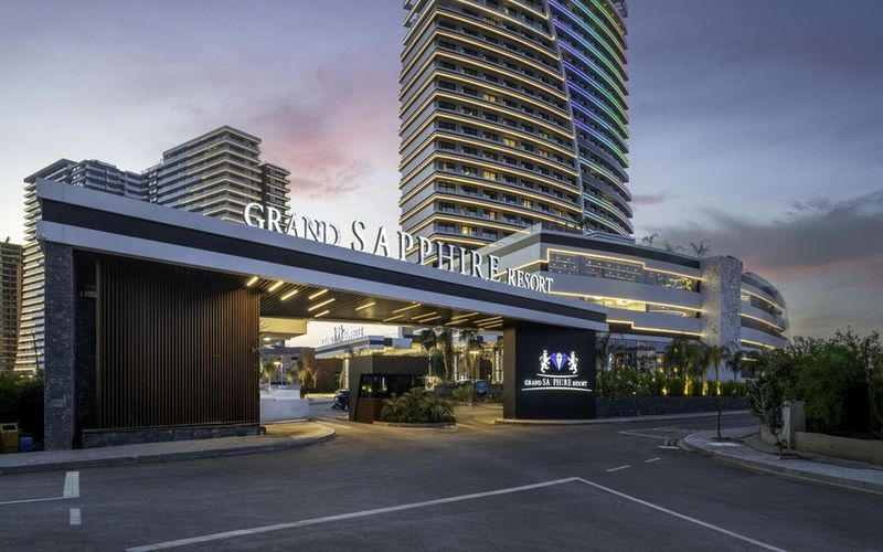 Grand Sapphire Resort & Casino · 1