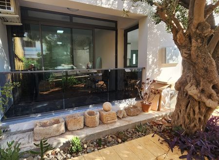 cyprus/gazimagusa/kirkorguesthouse0e94b36d.jpg