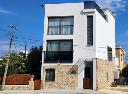 cyprus/gazimagusa/kirkorguesthouse5f39d38e.jpg
