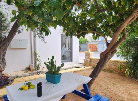 cyprus/gazimagusa/kirkorguesthousea1120948.jpg