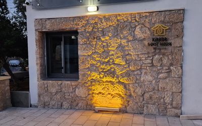 Kirkor Guest House · 5
