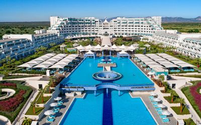 Limak Cyprus Deluxe Hotel · 3