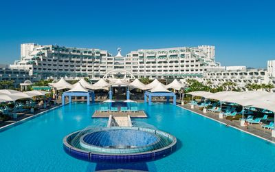 Limak Cyprus Deluxe Hotel · 4