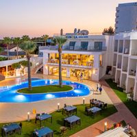 Mimoza Beach Hotel