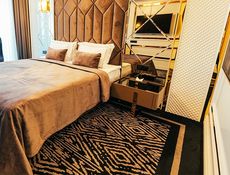 Deluxe Kara Manzaralı Oda min. 7 Gece