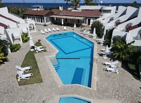 cyprus/kibris/clublapethos41ba0efd.jpg