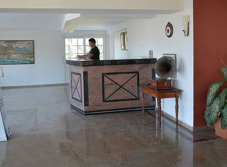 cyprus/kibris/clublapethosd3d36166.jpg