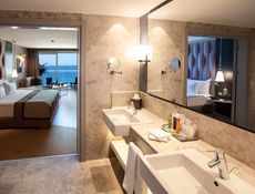Superior Suite - Deniz Manzaralı