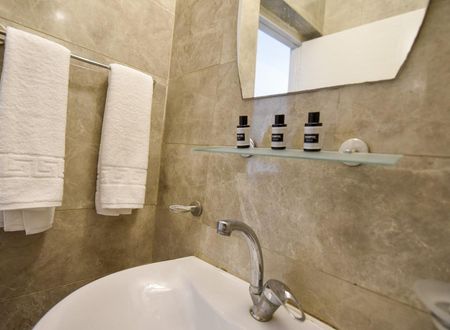 cyprus/kibris/goldhomeaparthotel86c4f30b.jpg