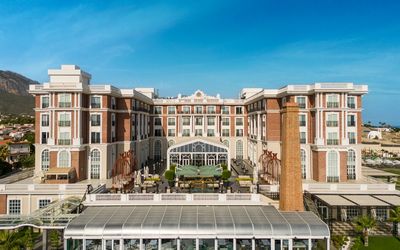 Kaya Palazzo Resort & Casino · 4