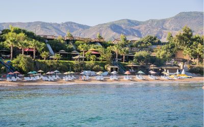 Merit Crystal Cove Hotel Casino & SPA · 4
