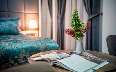 Novel Centre Point Hotel · 3