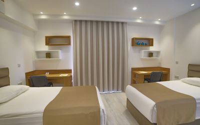 Hotel Sun · 5